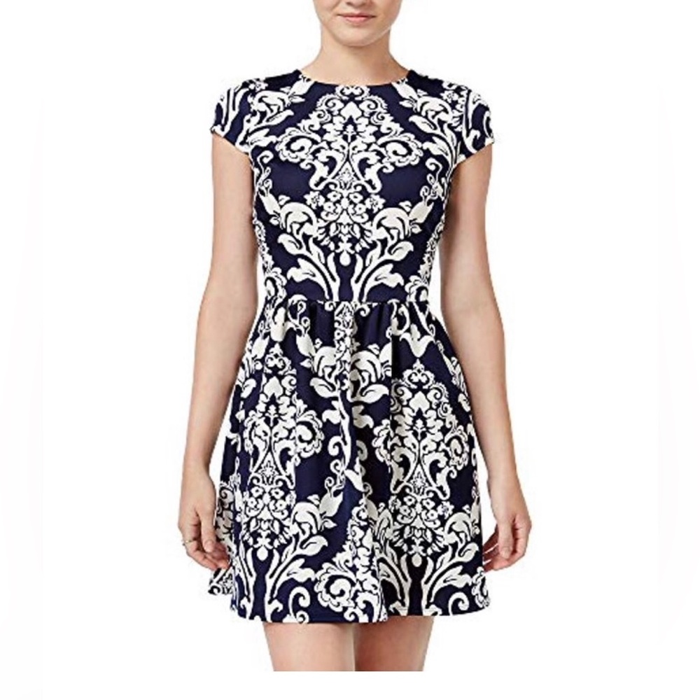 B. Darlin Sz 0 Navy Blue and White Patterned Fit and Flare Dress